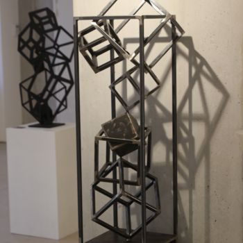 제목이 "EldeKan "Frame cube…"인 조형물 Eldekan로, 원작, 금속