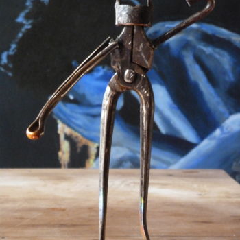Sculpture titled "EldeKan Madame "Lon…" by Eldekan, Original Artwork, Metals