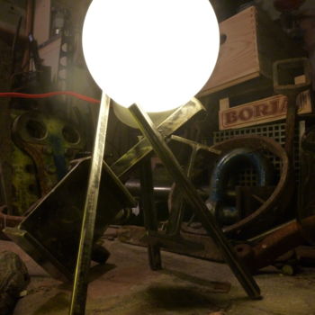 Escultura intitulada "EldeKan "Lampe Ball…" por Eldekan, Obras de arte originais, Metais