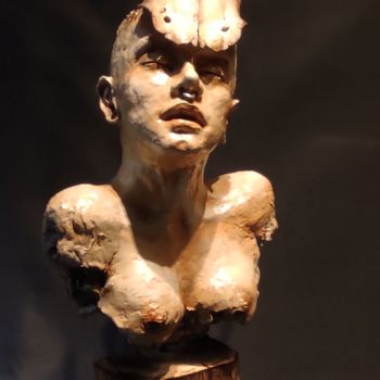 Sculptuur getiteld ""TRIBAL SOUL II" UN…" door Elena Kraft, Origineel Kunstwerk, Klei