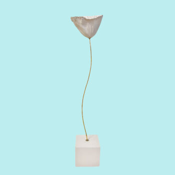 Sculpture intitulée "Lilac" par Elena Troyanskaya, Œuvre d'art originale, Plâtre