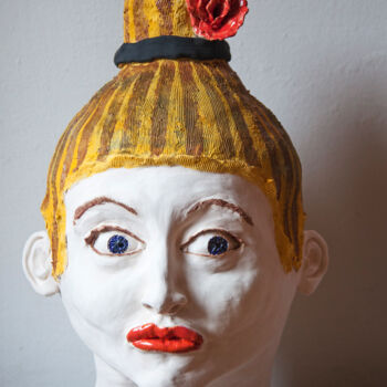 Scultura intitolato "Lydia" da Elena Uljancic, Opera d'arte originale, Ceramica