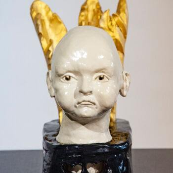 Skulptur mit dem Titel "Lovable" von Elena Uljancic, Original-Kunstwerk, Keramik