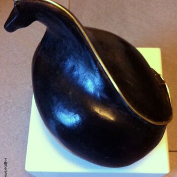Sculpture titled "small black curve H…" by Elia Debosschere, Original Artwork, Ceramics