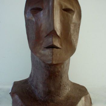 Sculpture titled "Moaï" by Elisabeth Aloccio, Original Artwork