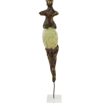 Escultura intitulada "Idole à la pierre j…" por Elisabeth Brainos, Obras de arte originais, Bronze
