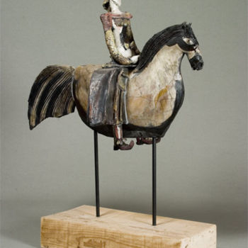 Sculpture titled "cavaliere GM sur so…" by Elisabeth Brainos, Original Artwork, Terra cotta