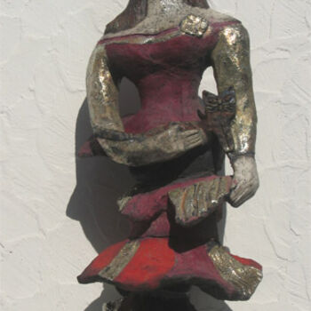 Sculpture titled "grande idole au chat" by Elisabeth Brainos, Original Artwork, Terra cotta