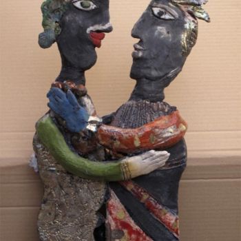 Sculpture titled "couple 1 side1-deta…" by Elisabeth Brainos, Original Artwork, Terra cotta