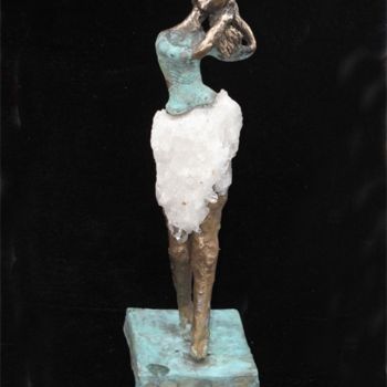 Sculpture titled "Jeune fille se coif…" by Elisabeth Brainos, Original Artwork, Bronze