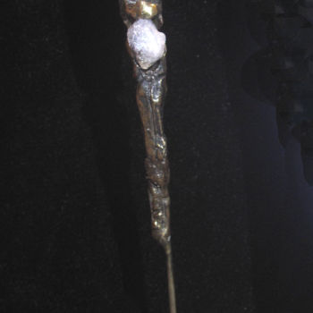 Scultura intitolato "Idole cristal de ro…" da Elisabeth Brainos, Opera d'arte originale, Metalli