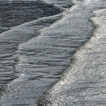 Photographie intitulée "vague cinq.jpg" par Elisabeth Laplante, Œuvre d'art originale, Photographie numérique