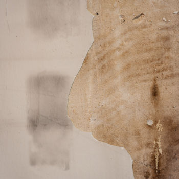 Fotografie mit dem Titel "body on the wall.jpg" von Elisabeth Laplante, Original-Kunstwerk, Digitale Fotografie