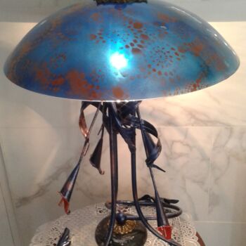 Design intitulée "medusa" par Ellaoachat, Œuvre d'art originale, Luminaire
