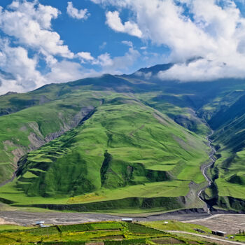 Fotografie getiteld "Caucasus panorama,…" door Emaga Travels By Emaga Art, Origineel Kunstwerk, Digitale fotografie