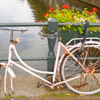 Фотография под названием "Just Amsterdam..." - Emaga Travels ✈️ By Emaga.Art 🎨, Подлинное произведение искусства, Цифровая фо…