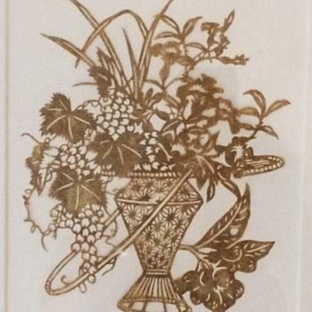 Colagens intitulada "Gold Vase Papercut" por Emma Kelly, Obras de arte originais