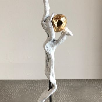 Sculpture titled "Eclosion 2" by Emma Lapassouze, Original Artwork, Wood