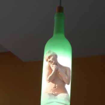 Fotografie mit dem Titel "phantasm bottle" von Emmanuel Jahan, Original-Kunstwerk