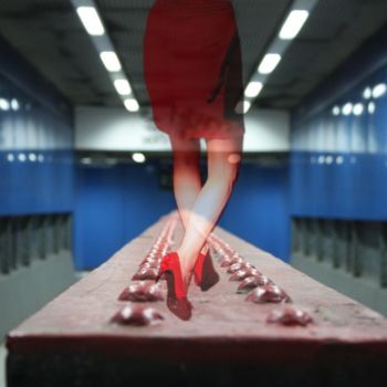 Photographie intitulée "phantasm legs" par Emmanuel Jahan, Œuvre d'art originale