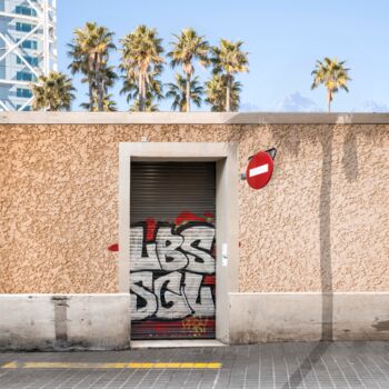 Photographie intitulée "Barcelona carrer" par Emmanuel Passeleu, Œuvre d'art originale, Photographie numérique
