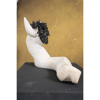 雕塑 标题为“Demonized” 由Emre Aksu, 原创艺术品, 石