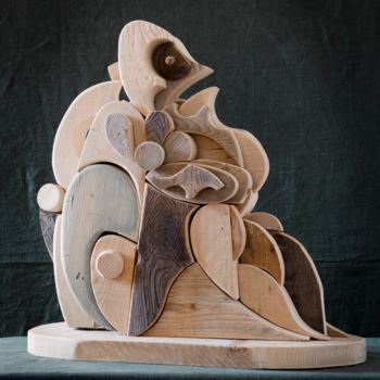 Sculpture titled "madre-terra-lato-a.…" by Ennio Bastiani, Original Artwork, Wood