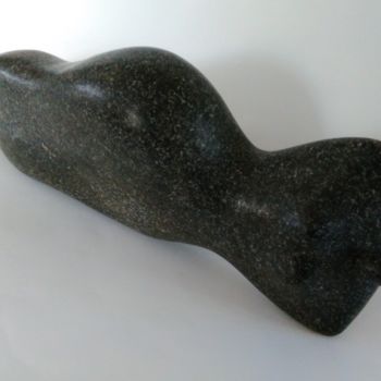 雕塑 标题为“Mujer tendida al so…” 由Maerlo, 原创艺术品, 石