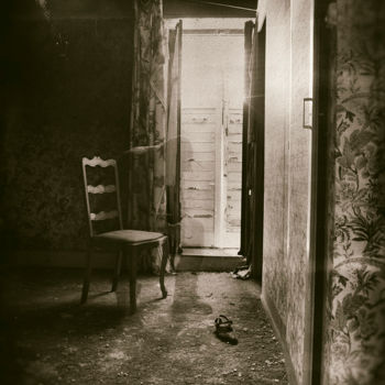Photography titled "Abandonment" by Epha Photos, Original Artwork, Digital Photography Mounted on Aluminium