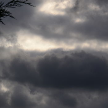 Photographie intitulée "Wolken in der Norma…" par Dirk Dahlmann, Œuvre d'art originale, Photographie non manipulée