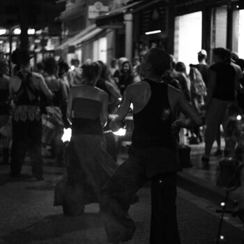 "Rue qui danse" başlıklı Fotoğraf Erealpha tarafından, Orijinal sanat, Fotoşopsuz fotoğraf