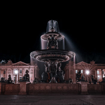 Photography titled "Fontaine des Fleuve…" by Eric Lespinasse, Original Artwork, Digital Photography Mounted on Aluminium