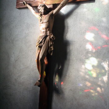 Fotografía titulada "Christ en croix égl…" por Ernest Tosetti, Obra de arte original, Fotografía digital