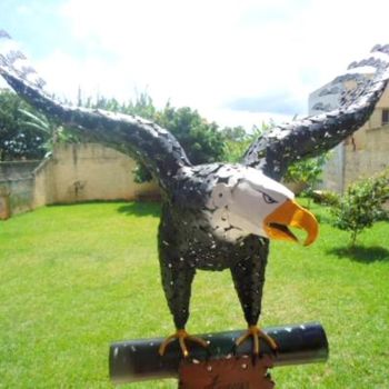 Escultura intitulada "ÁGUIA FEITA DE METAL" por A.C Estanagel, Obras de arte originais