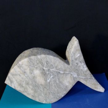 Sculpture titled "Pesce" by Ettore Altieri, Original Artwork, Stone