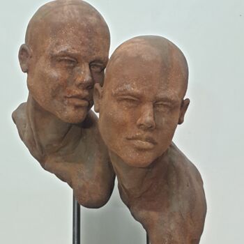 Sculpture titled "le secret" by Eva Czaplicki, Original Artwork, Casting