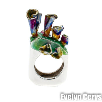 Design titled "Silberring mit Blum…" by Evelyn Cerys, Original Artwork, Jewelry