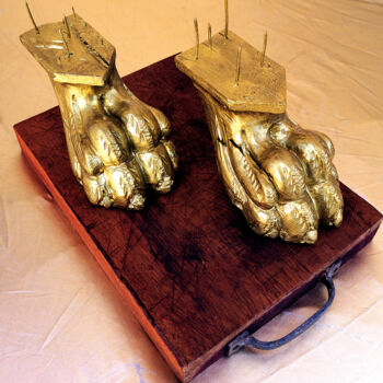 Sculpture titled "The King's Step" by Exors, Original Artwork, Wood