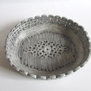 Design mit dem Titel "Basket from Magazin…" von Eva Fazakas, Original-Kunstwerk, Objekte