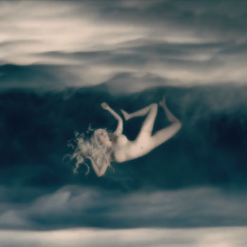 Fotografie getiteld "Falling up" door Fab Le Blanc, Origineel Kunstwerk, Foto Montage