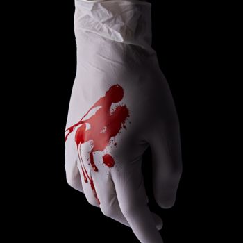 Fotografia intitolato "blood on your hand" da Fabien Viaut-Noblet, Opera d'arte originale