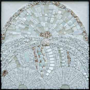 Sculpture titled "Epanouissement" by Fabienne Le Pajolec Moree, Original Artwork, Mosaic Mounted on Wood Panel