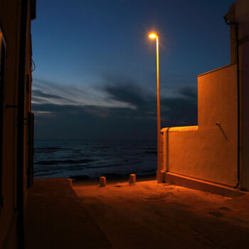 Fotografie mit dem Titel "8132 Vicolo sul mare" von Fabio Montalto, Original-Kunstwerk, Digitale Fotografie