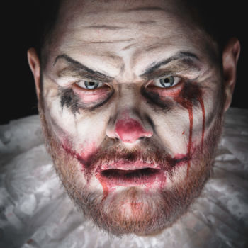 Fotografia intitolato "Scary Evil Clown" da Faces Studio, Opera d'arte originale