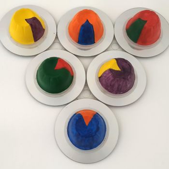 雕塑 标题为“6 cd mangue Orange” 由Fadiese, 原创艺术品, 塑料