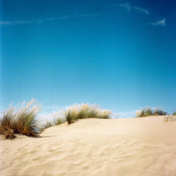 Fotografia zatytułowany „Un lundi à la plage” autorstwa Fanny Lamolinairie, Oryginalna praca, Fotografia filmowa