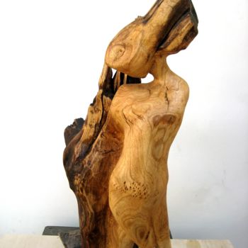 Sculptuur getiteld "To be free" door Fariba Rahaei, Origineel Kunstwerk, Hout