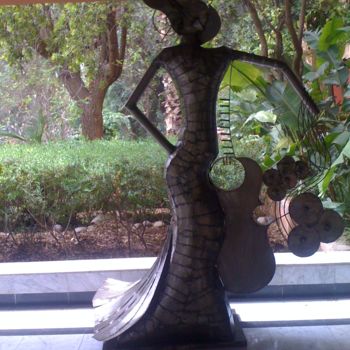 Skulptur mit dem Titel "img-0776.jpg" von Amira, Original-Kunstwerk, Metalle