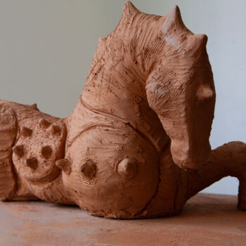 Sculpture intitulée "Cavallo di Troia" par Federico Womb, Œuvre d'art originale, Terre cuite