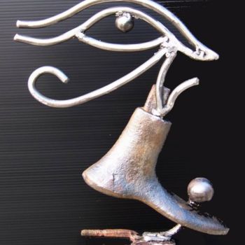 Sculpture titled "Bon Pied, Bon Oeil" by Thierry Murcia, Original Artwork, Metals